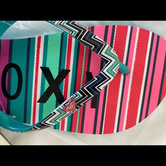 Roxy bright striped flip flops sandals size 6 - Picture 3 of 5